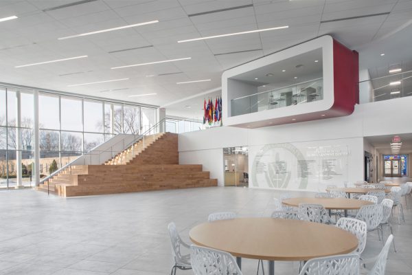 Monumental staircase and balcony feature