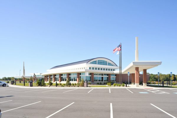 Service plaza exterior 