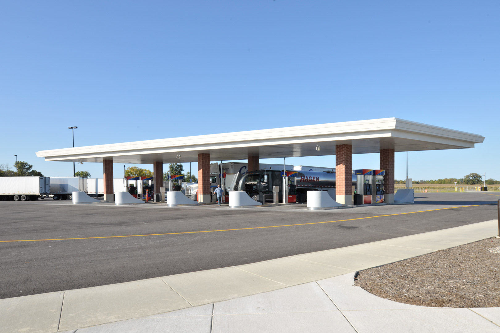 Trucker fueling canopy