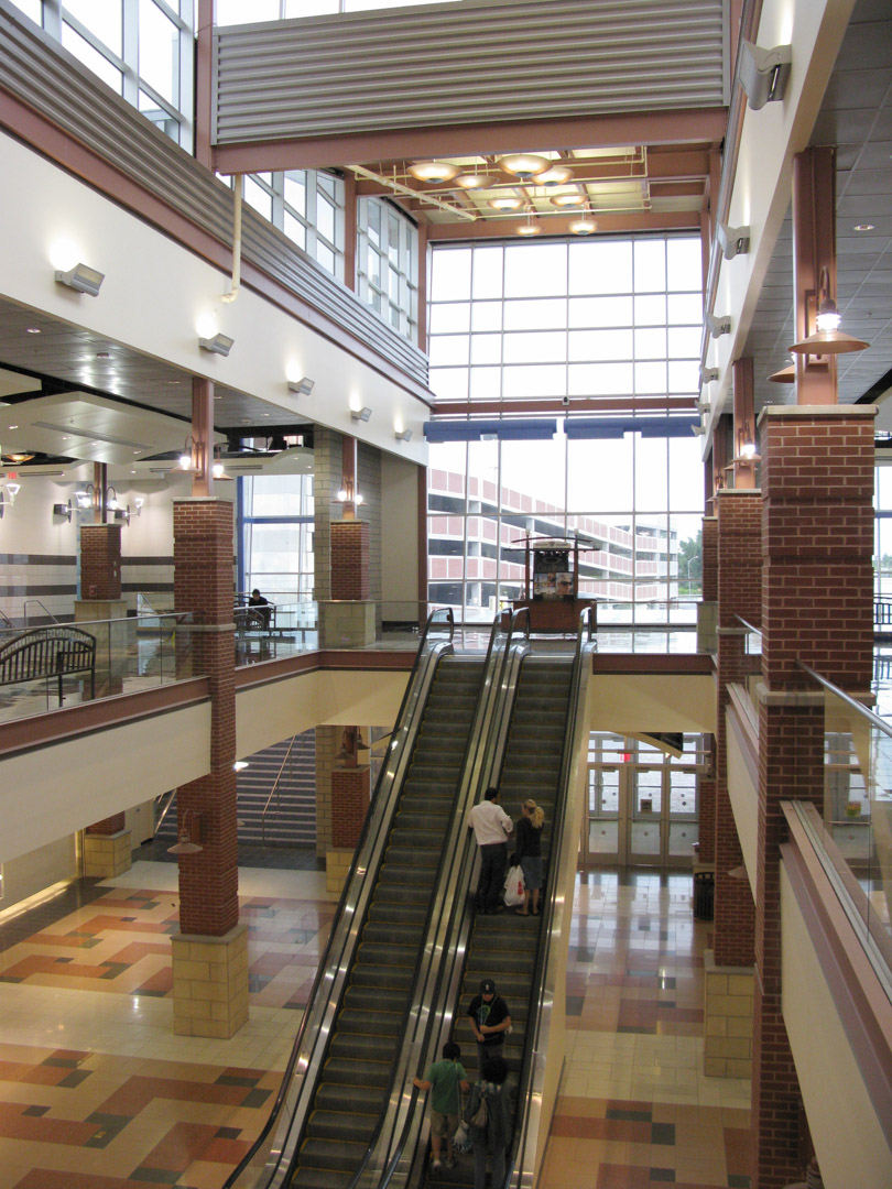 Atrium escalator and balconies